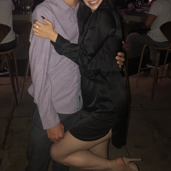 black plunge Pretty Little Thing satin dress - Picture 4 of 4